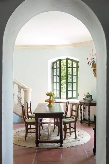 Очаровательный французский дом дизайнеров мебели из Casamidy
