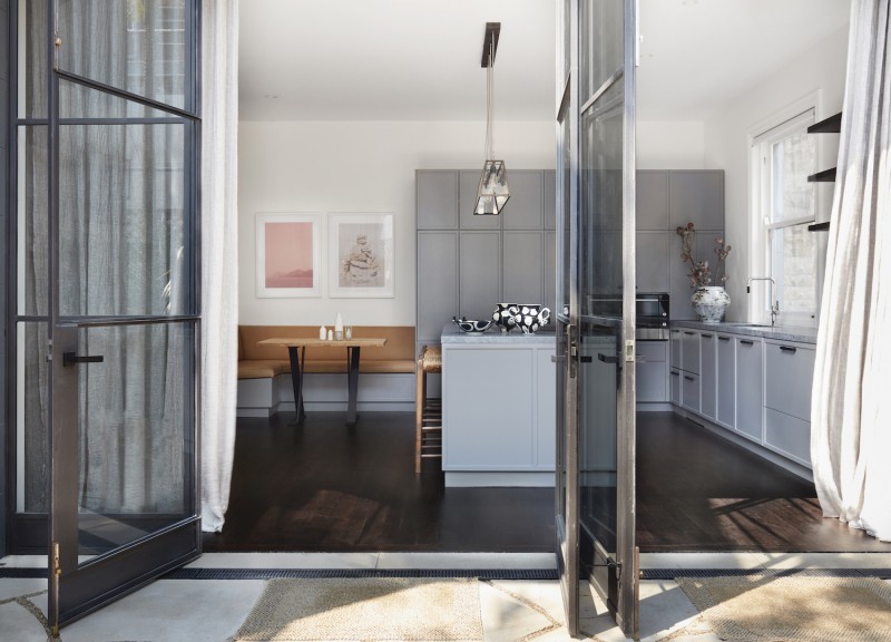 Уединенный коттедж недалеко от пляжа в Сиднее Уединенный коттедж недалеко от пляжа в Сиднее