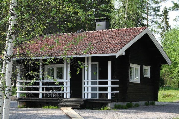 Идиллический коттедж на берегу озера в Ваала, Финляндия