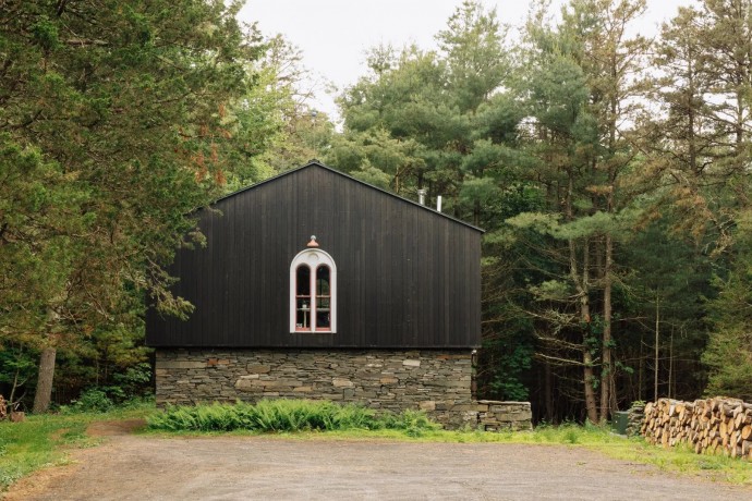 Деревянный фермерский дом XIX века в горах Катскилл, Нью-Йорк