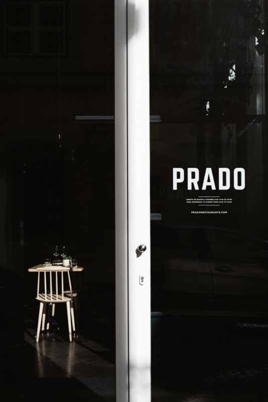 Ресторан Prado, расположенный на территории бывшей фабрики XIX века в Лиссабоне, Португалия