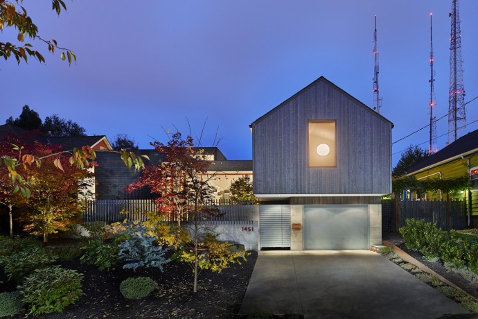 Дом, спроектированный для художника и инженера в Сиэтле,  штат Вашингтон