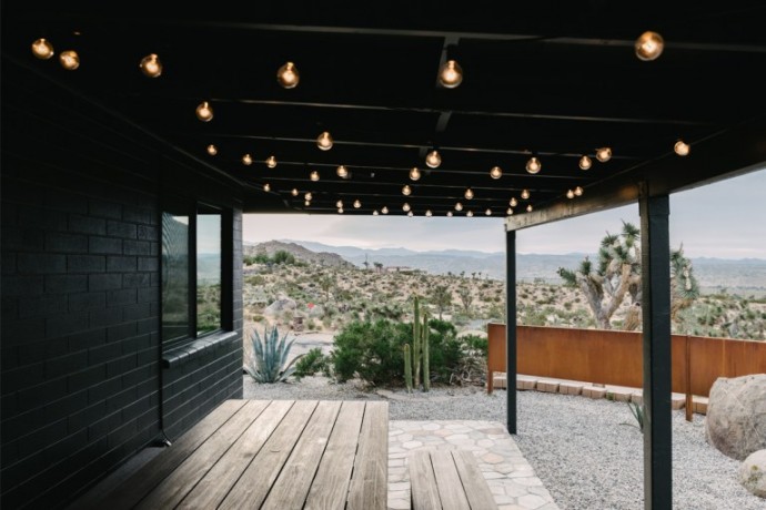 Минималистичный дизайн виллы в калифорнийской пустыне