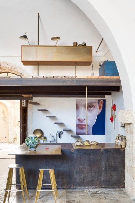 Дом-мастерская художника Серджио Фиорентино в здании бывшего монастыря XVIII века на Сицилии