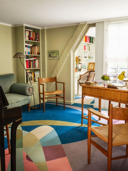 Мансардная квартира в Париже