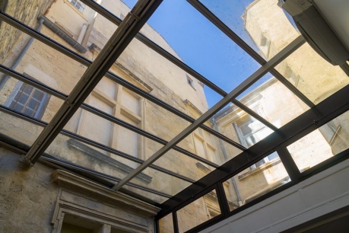 Квартира со стеклянным потолком в Монпелье, Франция