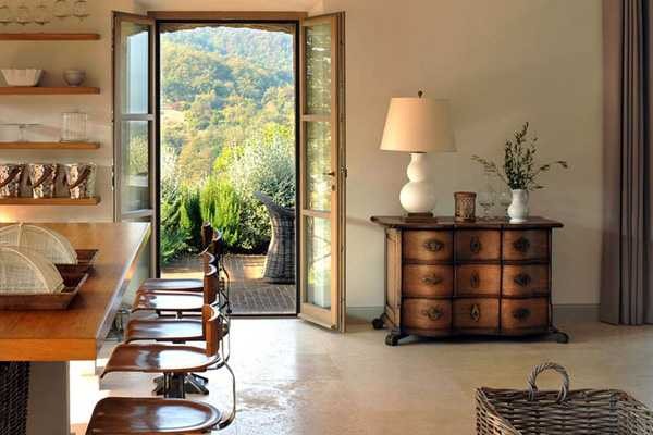 Вилла с богатыми интерьерами и роскошными террасами в Умбрии, Италия