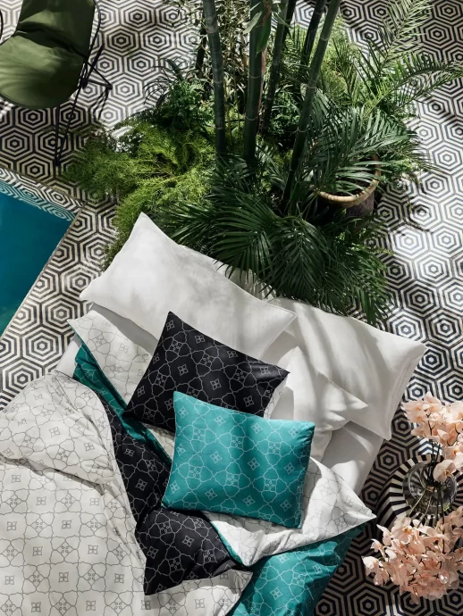 Инсталляции от дизайнеров бренда H&M Home