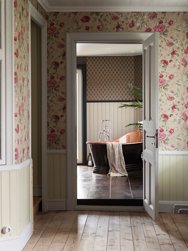 Капитально отремонтированный фермерский дом 1912 года постройки в Швеции