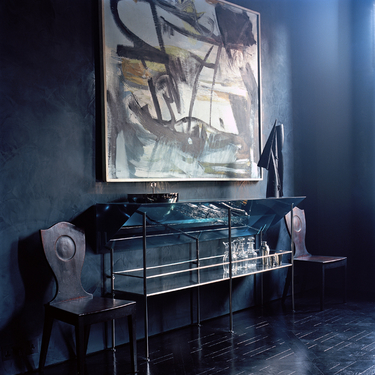 Квартира, оформленная в оттенках серого и синего