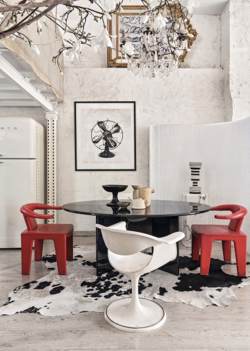 Лофт фотографа Маноло Иллера и писательницы Кристины Лопес Баррио в Мадриде