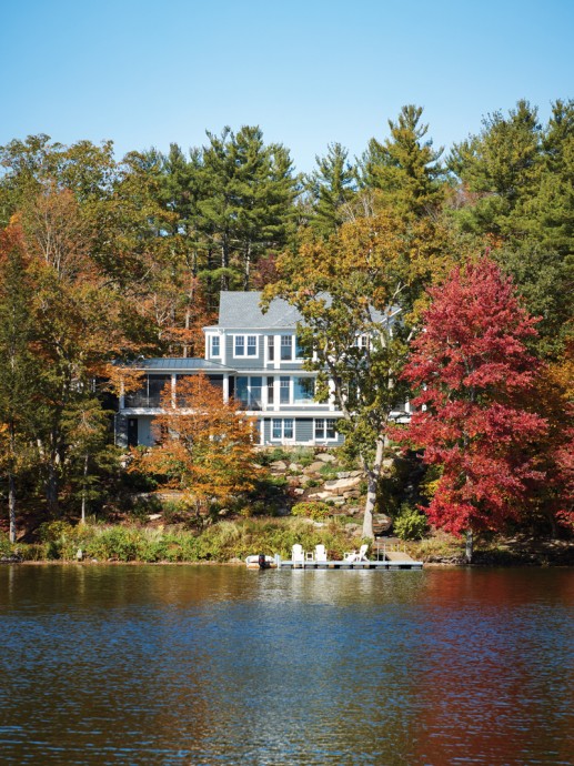 Дом на берегу озера в Коннектикуте