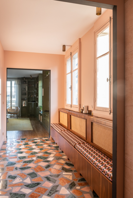 Квартира дизайнера Орнеллы Абуаф в городке Нёйи-сюр-Сен, Франция