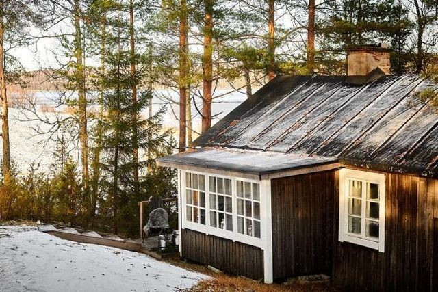 Хижина в пригороде Састамалы, Финляндия