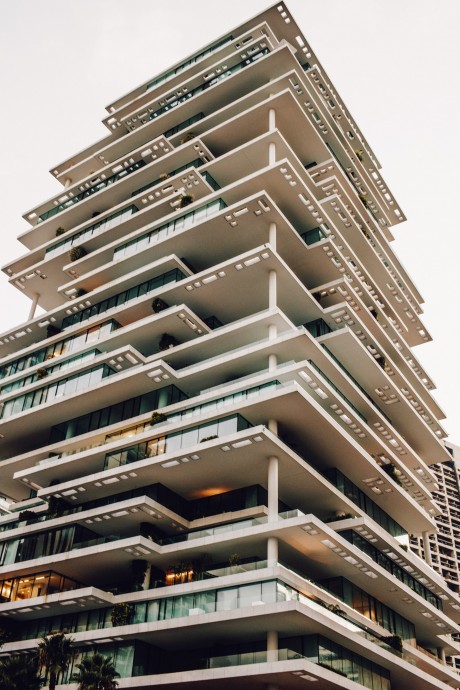 Апартаменты в новом роскошном небоскребе Herzog & de Meuron в Бейруте, Ливан