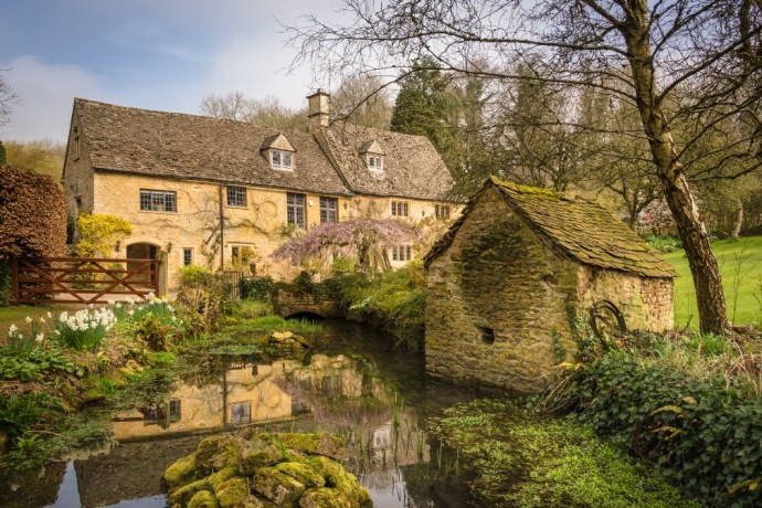 Роскошный отель сети Cotswolds millhouse на окраине английской деревни Буртон-он-зе-Уотер Роскошный отель сети Cotswolds millhouse на окраине английской деревни Буртон-он-зе-Уотер