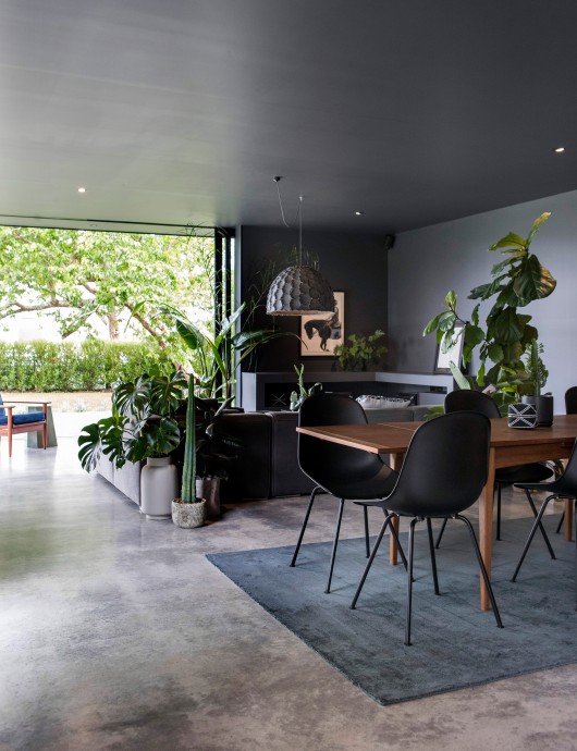 Дом дизайнеров Алекс Хатчингс и Мэтта Колдера в Грейтауне, Новая Зеландия