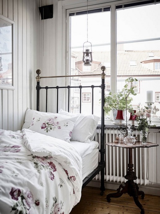 Интерьер с винтажными элементами квартиры в Швеции