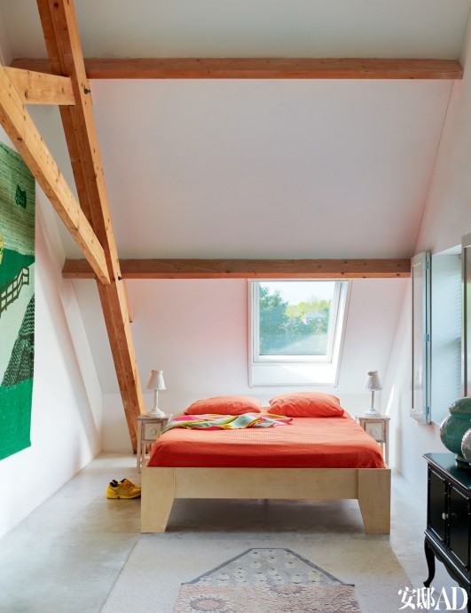 150-летний дом дизайнеров Кики ван Эйк и Йоста ван Блейсвейка в Нидерландах