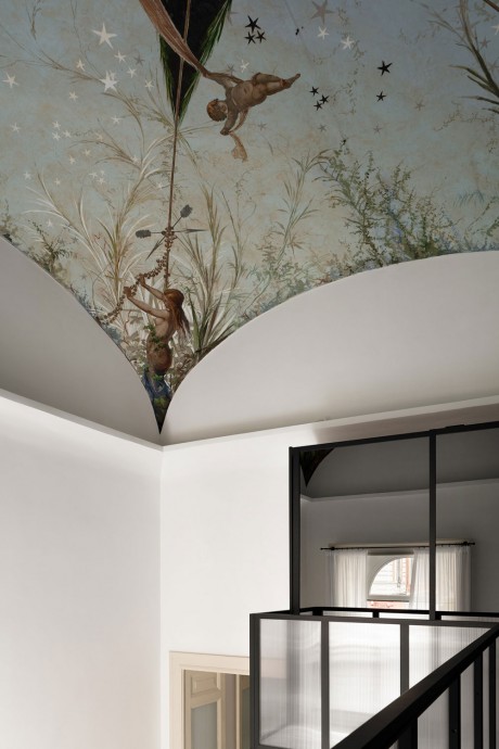 Квартира в палаццо XIX века в Неаполе, Италия