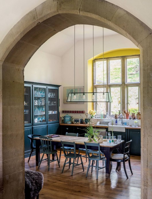 Дом колориста британского производителя красок и обоев Farrow & Ball Джоа Стадхолм в Сомерсете Дом колориста британского производителя красок и обоев Farrow & Ball Джоа Стадхолм в Сомерсете