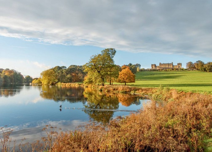 Дворец Harewood House в Йоркшире, Великобритания