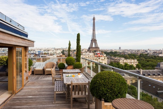 Квартира с видом на Эйфелеву башню в Париже