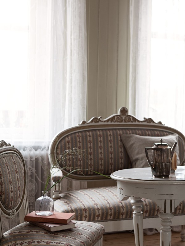 Капитально отремонтированный фермерский дом 1912 года постройки в Швеции