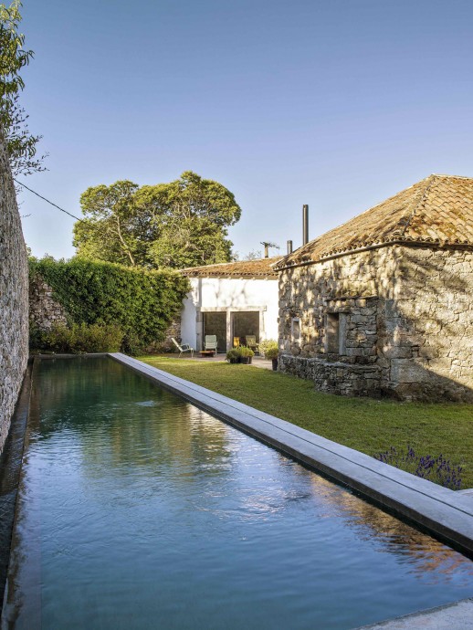 Дом дизайнера Рейес Кастеллано в Галисии, Испания