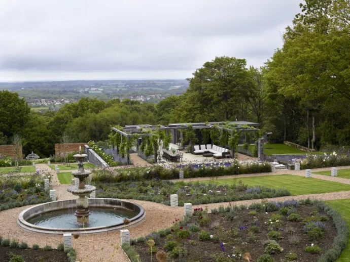 Загородный дом ландшафтного дизайнера Кристофера Эдгара недалеко от Гастингса, Великобритания