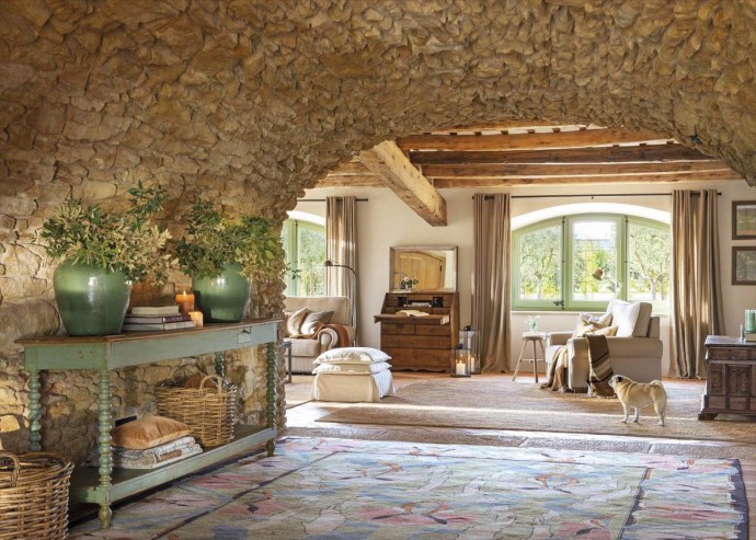 200-летний дом дизайнера Чари Мансано в Каталонии, Испания