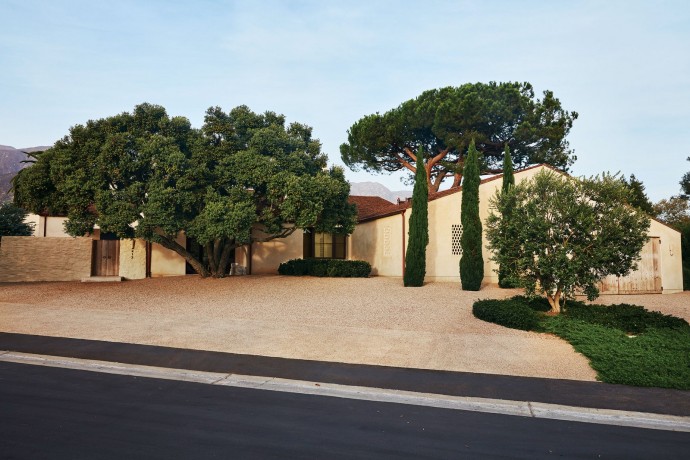 Дом дизайнера с мировым именем Сюзанны Райнштайн в городке Монтесито, Санта-Барбара, Калифорния