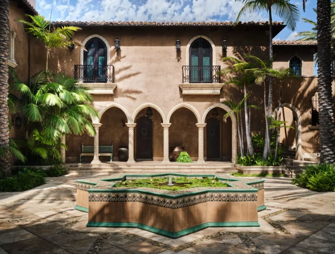 Резиденция певицы Шер в Малибу, выставленная на продажу за 75 миллионов долларов