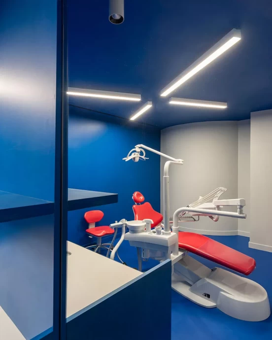 Стоматологическая клиника Impress Madrid Teens в Мадриде