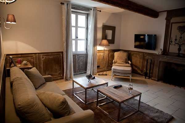 Небольшой уютный отель Bastide de Brurangere во французском Провансе