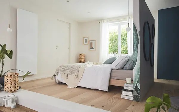 Роскошно оформленная спальня от дизайнеров Leroy Merlin