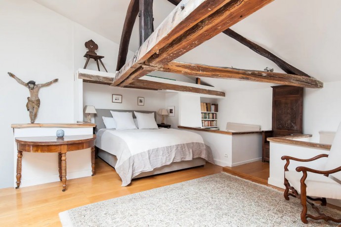 Квартира с видом на базилику Сакре-Кёр в Париже