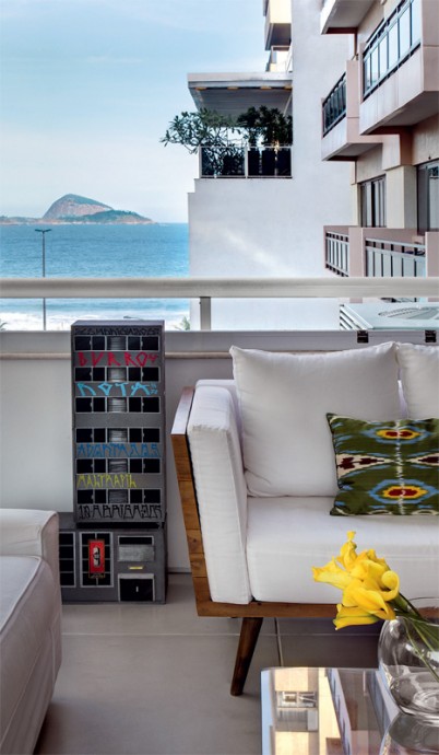 Красочный интерьер квартиры в  Рио-де-Жанейро