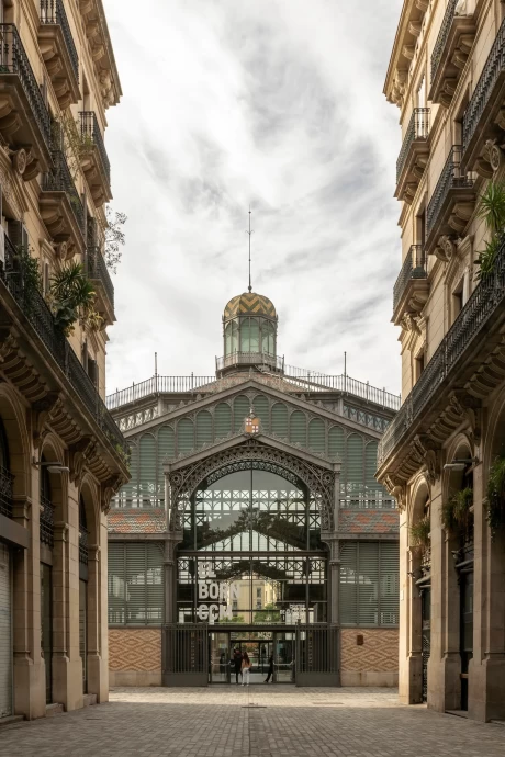 Квартира в доме 1936 года постройки в Барселоне (49 м2) Квартира в доме 1936 года постройки в Барселоне (49 м2)