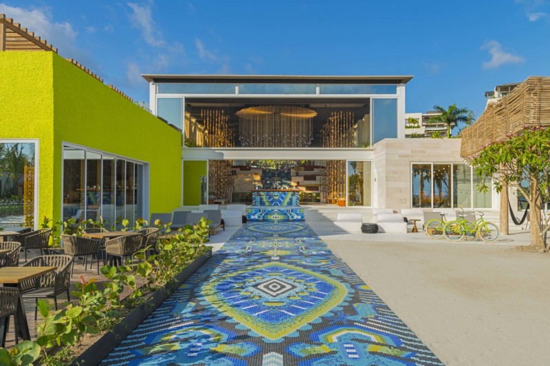 Красочный отель W Punta De Mita, расположенный на Ривьере-Наярит в Мексике