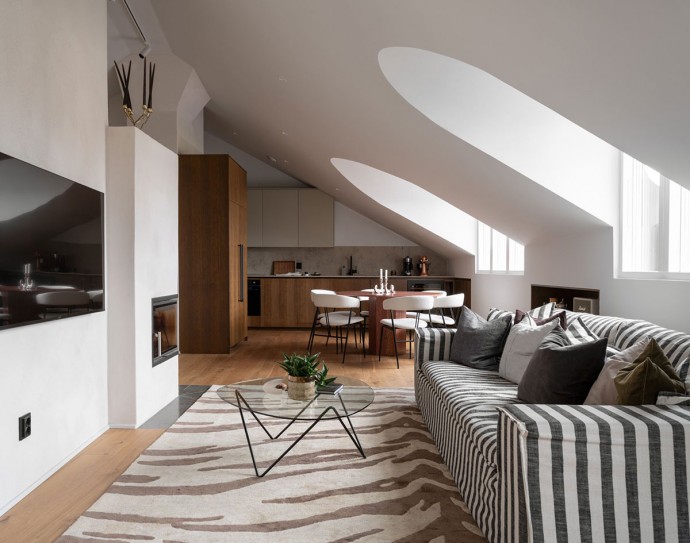 Стильная мансардная квартира под крышей старого дома в Стокгольме Стильная мансардная квартира под крышей старого дома в Стокгольме