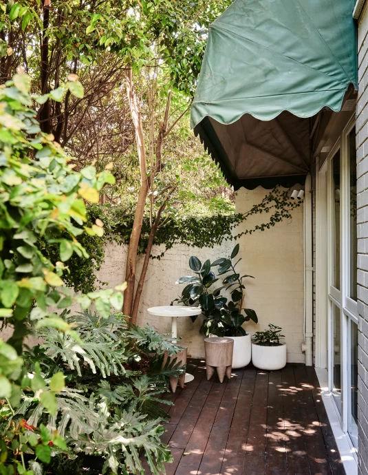 Квартира дизайнеров Лолы Дигби-Диркс и Себастьяна Оуэна в Мельбурне, Австралия Квартира дизайнеров Лолы Дигби-Диркс и Себастьяна Оуэна в Мельбурне, Австралия