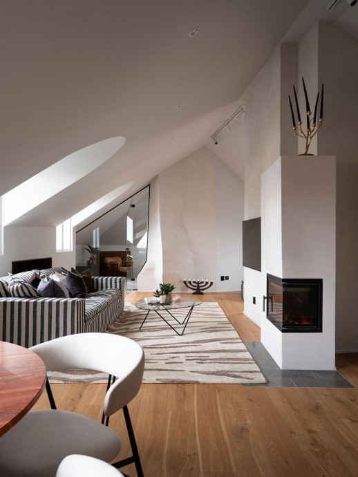 Стильная мансардная квартира под крышей старого дома в Стокгольме Стильная мансардная квартира под крышей старого дома в Стокгольме