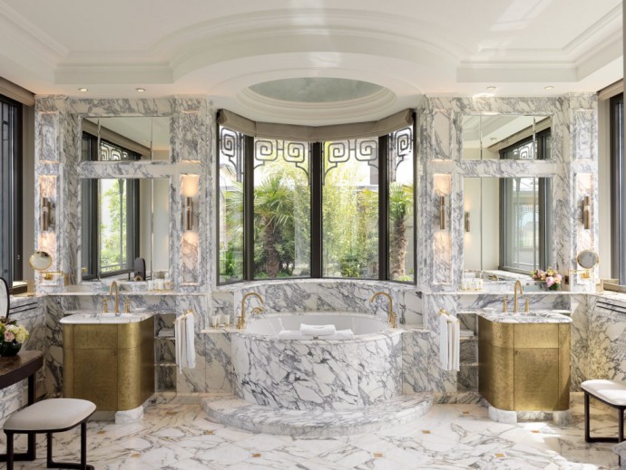 Пентхаус на крыше парижского отеля Le Meurice