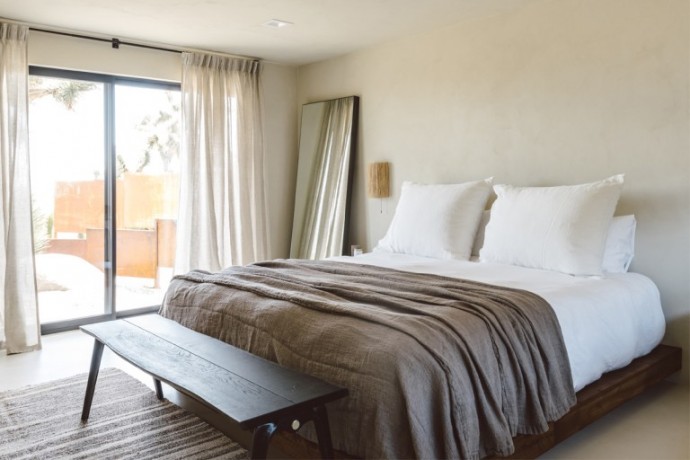 Минималистичный дизайн виллы в калифорнийской пустыне