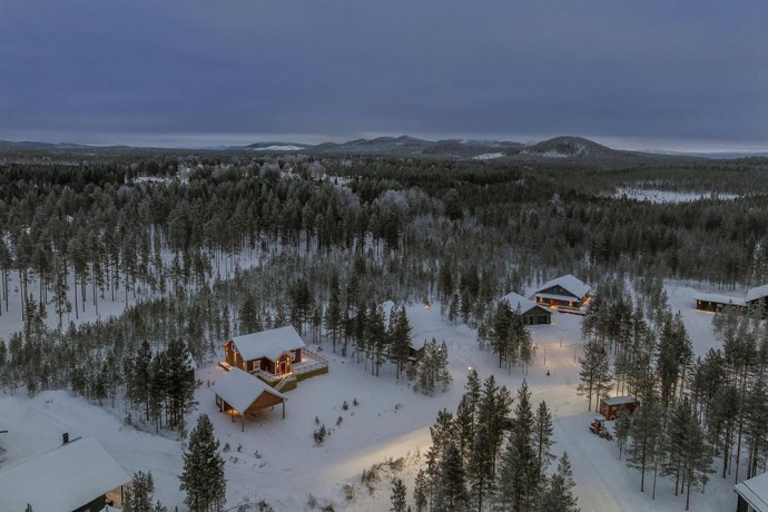Загородный деревянный дом в шведском лесу