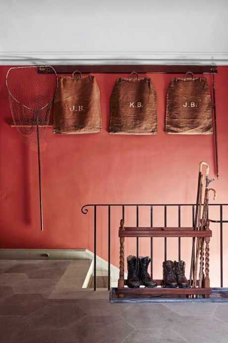 Дом основателя компании по производству красок и обоев Farrow & Ball Тома Хелма в Шотландии Дом основателя компании по производству красок и обоев Farrow & Ball Тома Хелма в Шотландии