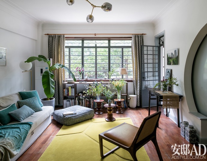Квартира арт-дилера китаянки Цао Бинь и дизайнера француза Александра Шари в Шанхае