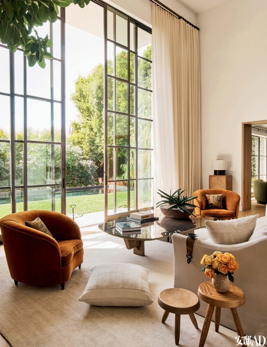 Дом соучредителя Tinder Шона Рэд и модельера Лиззи Гровер Рэд в Лос-Анджелесе