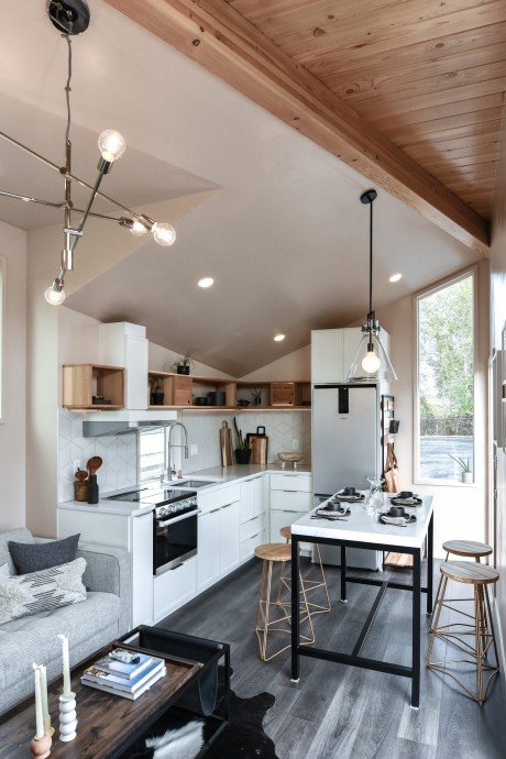 Мобильный мини-дом площадью 45 м2 от американской компании Modern Tiny Home Мобильный мини-дом площадью 45 м2 от американской компании Modern Tiny Home